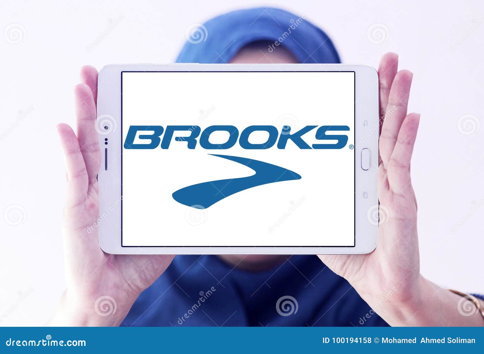 brooks sports logo