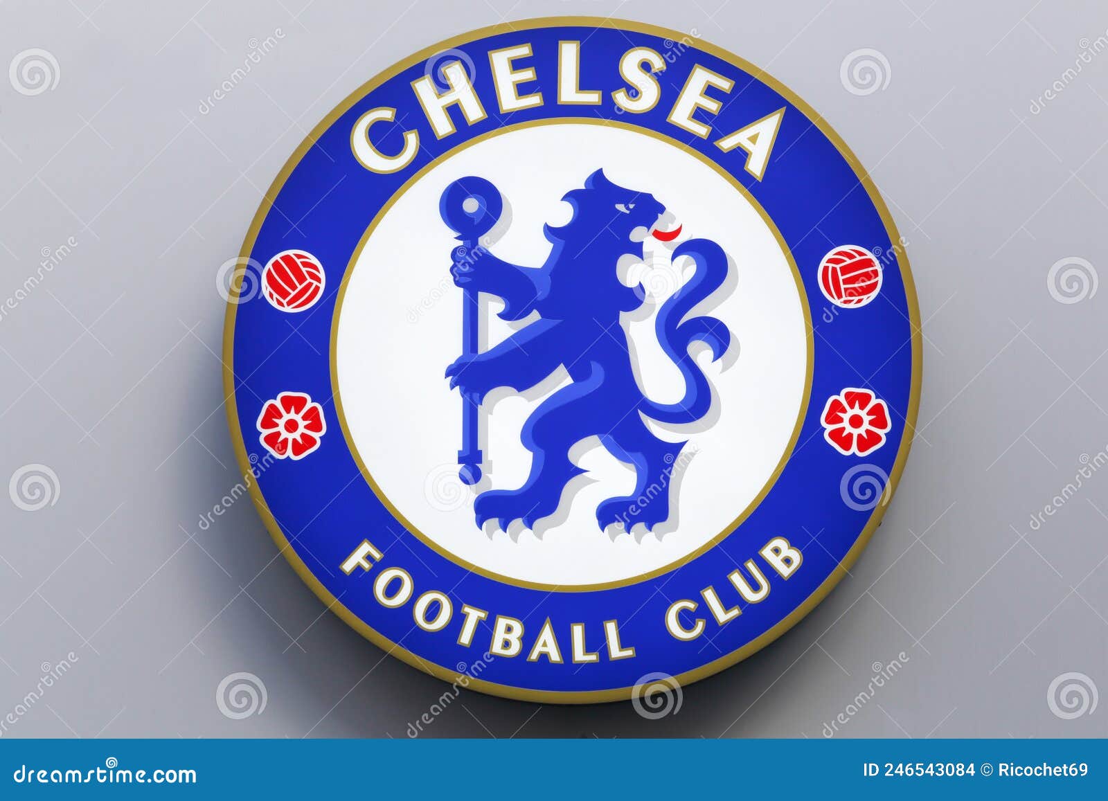 Stamford Bridge Stadium in Chelsea, London, UK Editorial Stock Photo -  Image of shirt, great: 219880443