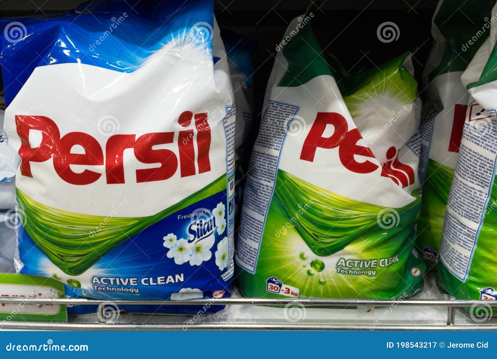 Logo De Détergent à Lessive Persil Sur Les Sacs De Poudre à Vendre.  Photographie éditorial - Image du appelé, détergent: 198543217