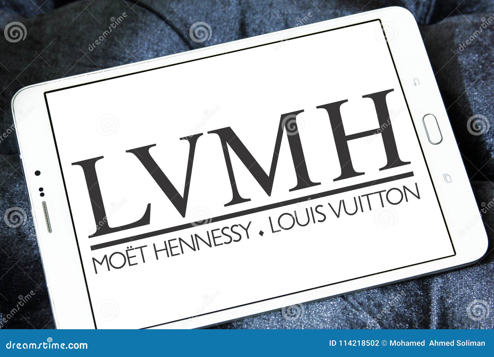 LVMH Moët Hennessy Louis Vuitton Europes First 500B Firm