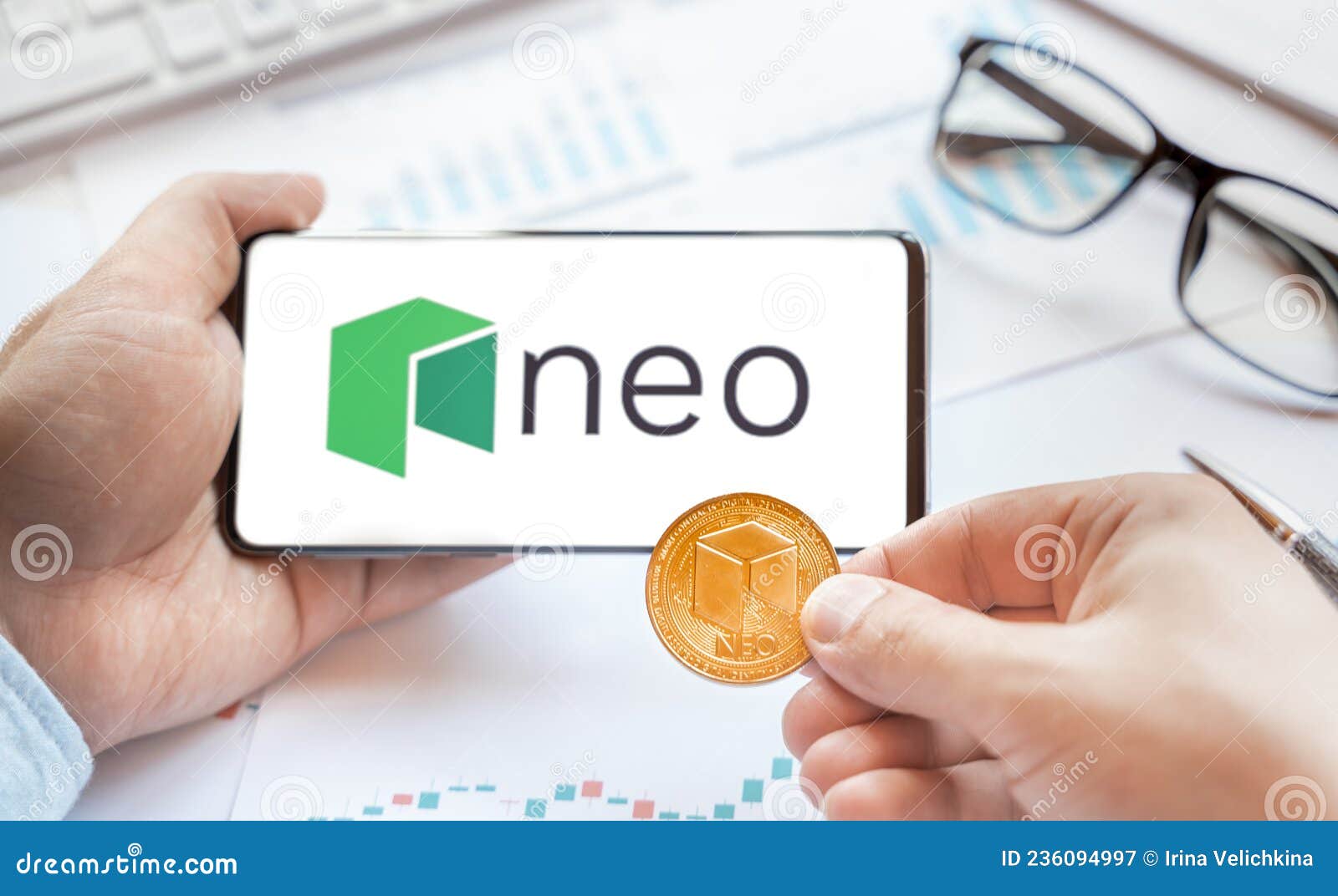 Logo of Neo Smart Economyl in Tablet. Cryptocurrency Coin ...