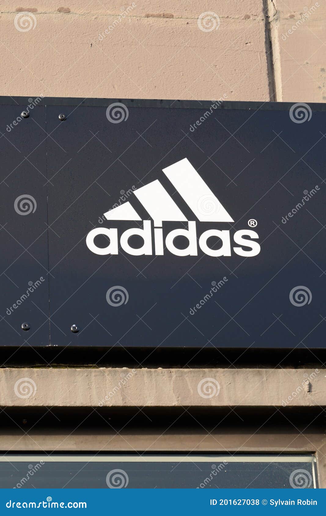 adidas ropa de vestir