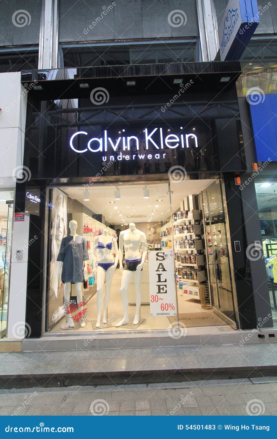 Loja De Calvin Klein Em Coreia Do Sul Foto de Stock Editorial