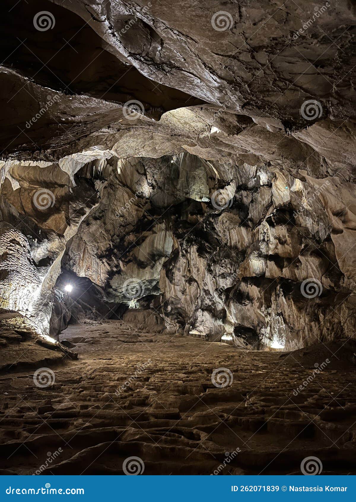 lombriv is the largest cave in europe.