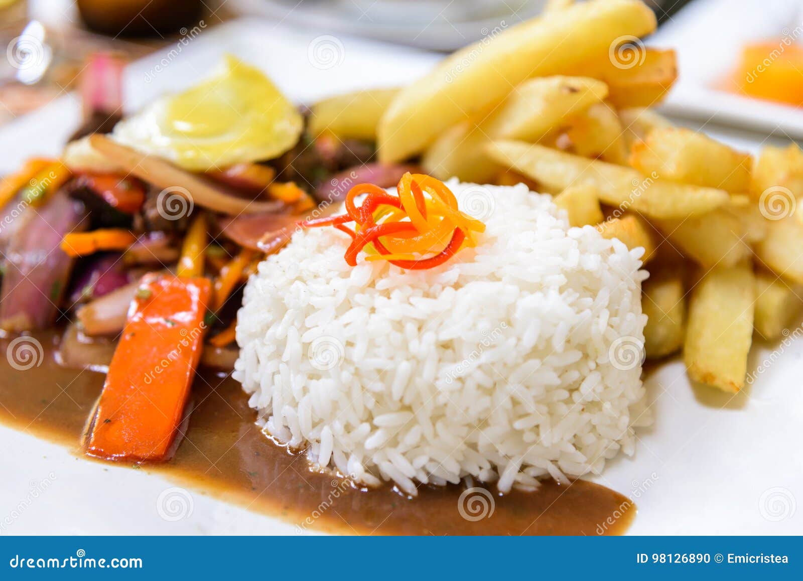 lomo saltdao, typical peruvian food, peru