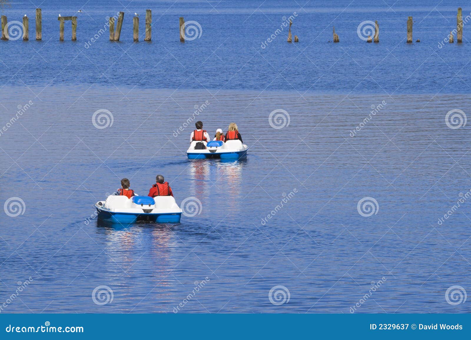 Lomond pedalo stock image. Image of scotland, rest, daytripper 2329637