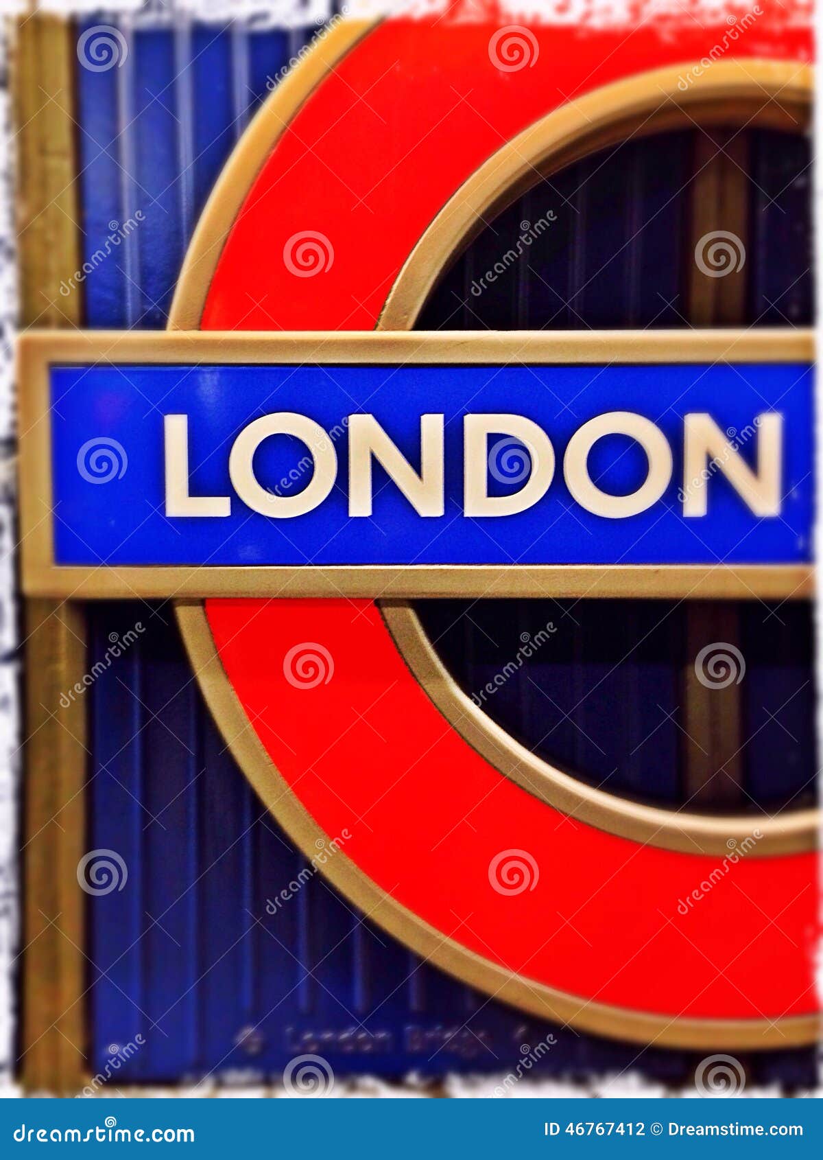 London Bridge editorial photography. Image of sign, underground - 46767412