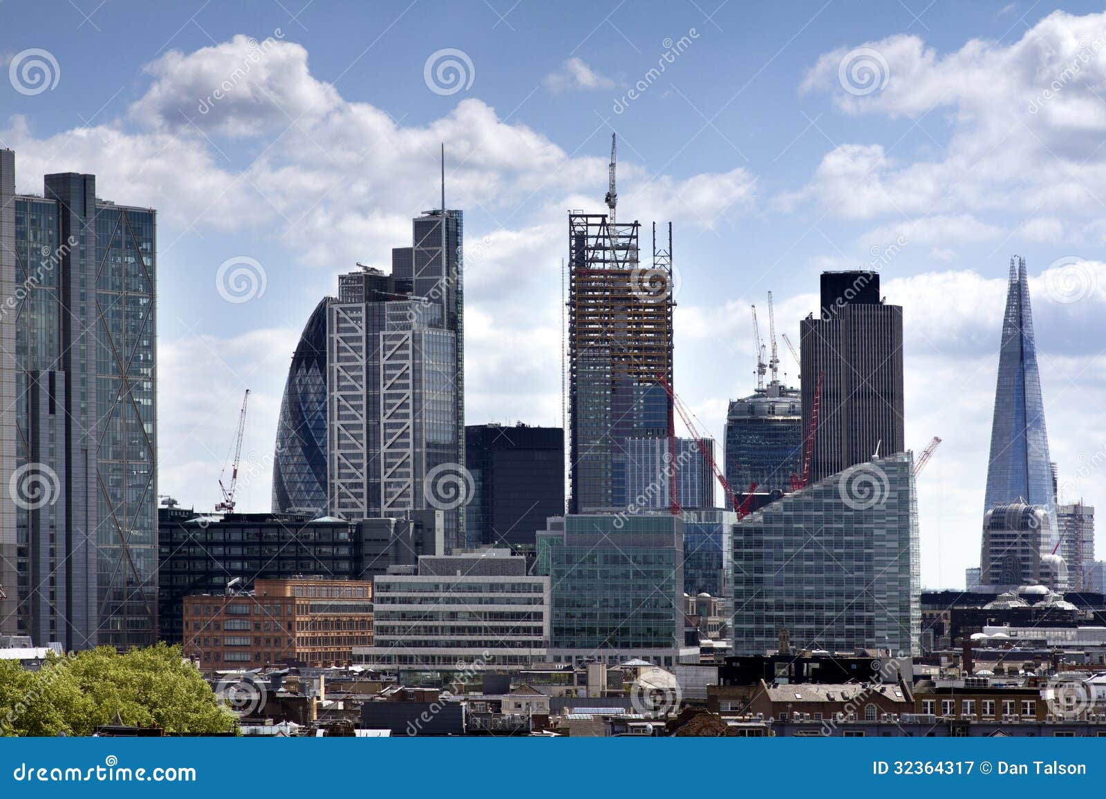 London city skyline stock image. Image of commerce, industry - 32364317