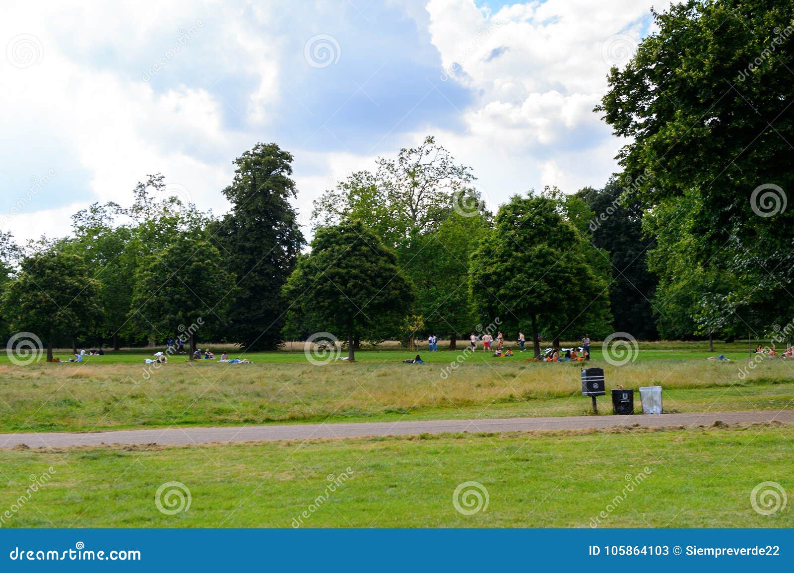 Hyde Park, One of the Largest Parks in London Stock Image - Image of ...
