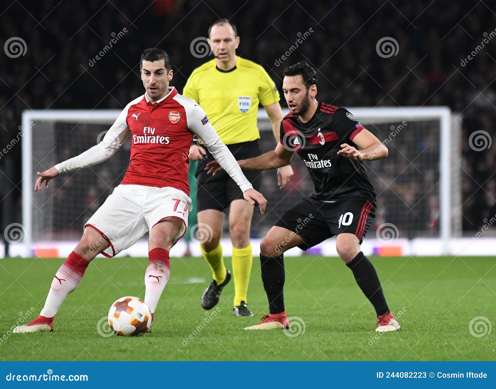 Henrikh Mkhitaryan :: Vídeos 