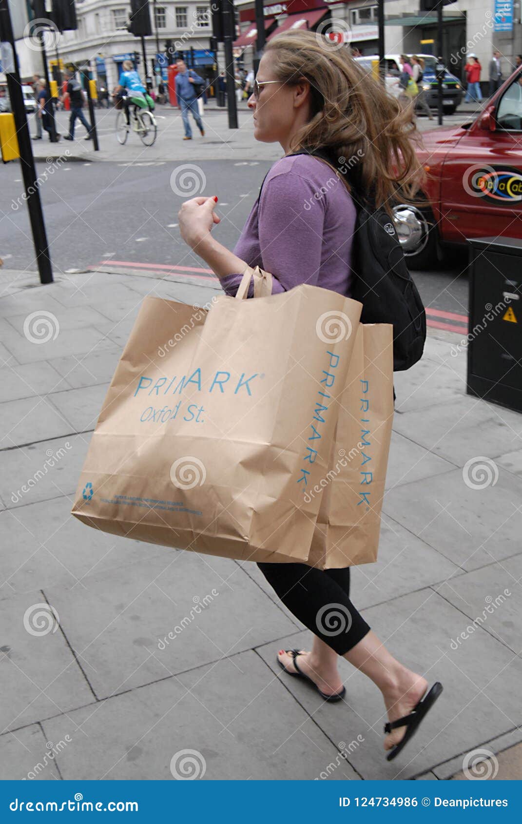 ENGLAND_shoppers on Oxford Street Editorial Photo - Image of business ...