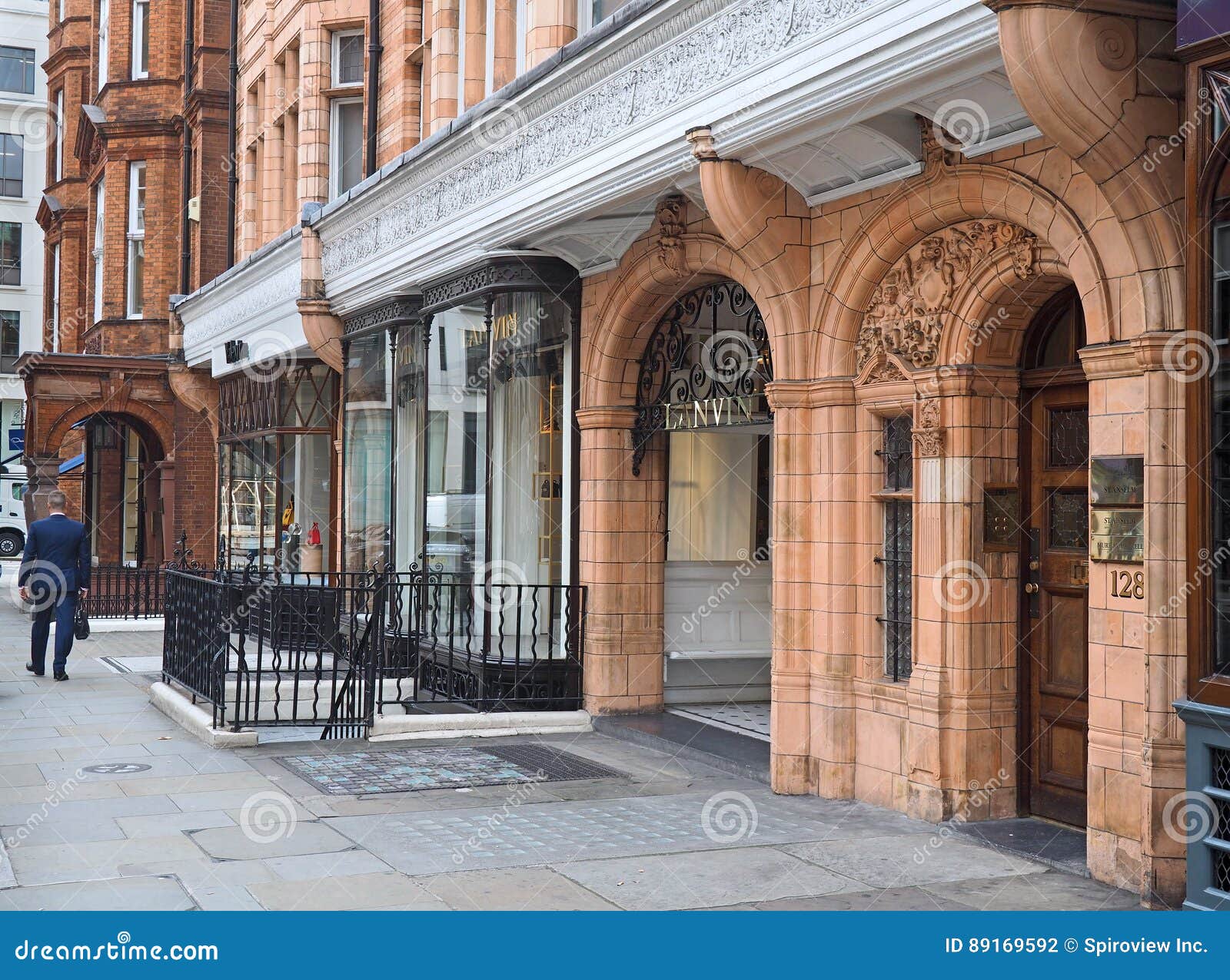 London, Mayfair shops editorial photography. Image of london 89169592