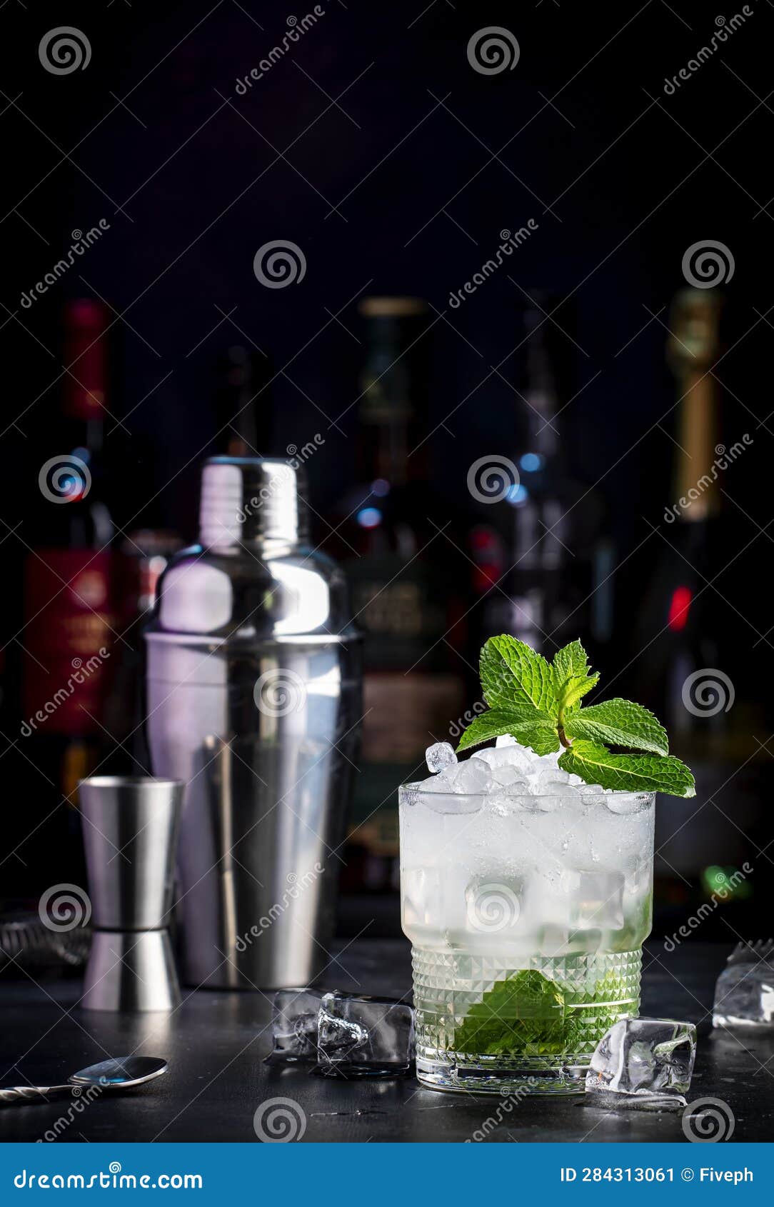London Mint Swizzle Alcohol Cocktail Drink With Dry Gin Lemon Juice London Mint Swizzle Alcohol Cocktail Drink With Dry Gin Lemon Juice
