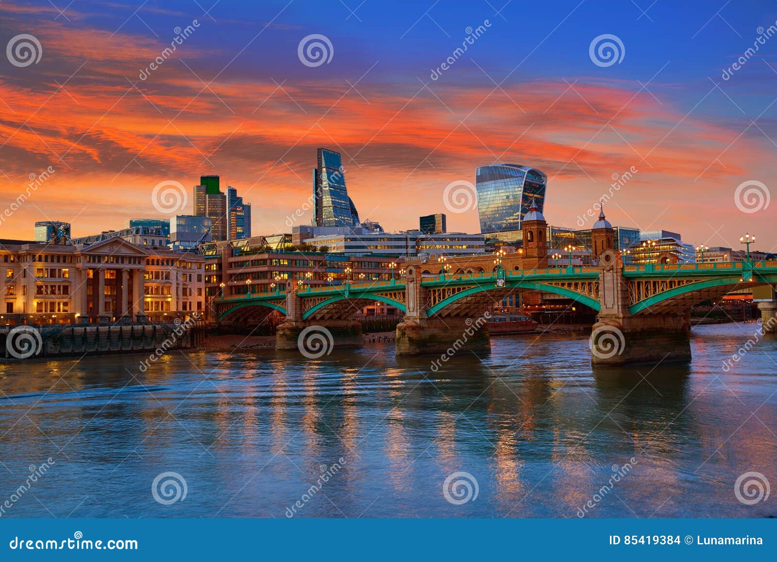 london skyline sunset southwark bridge uk