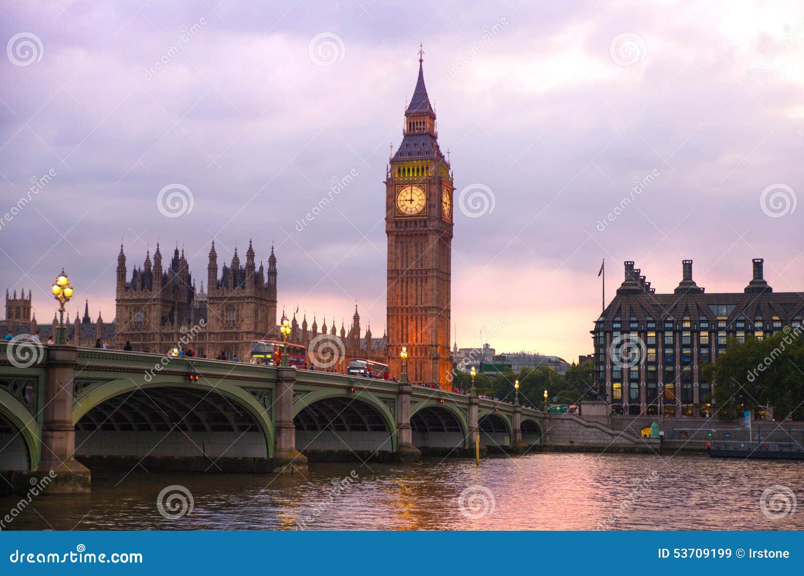 London sunset. Big Ben and houses of Parliament, London