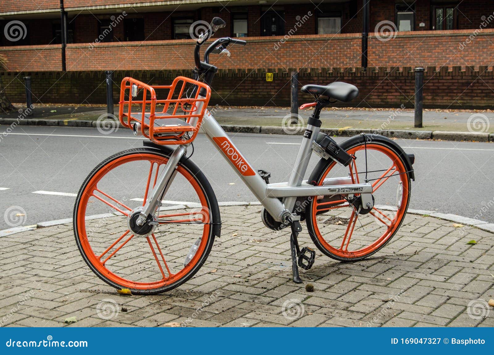 Mobike Bike Sharing Bicycle Southwark London Editorial Photography Image of mobike orange 169047327