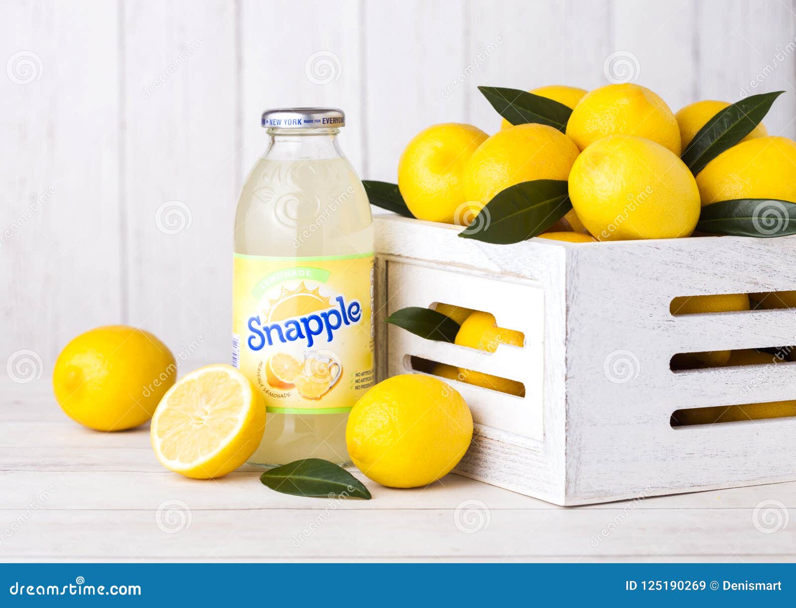 Bottle Jar Homemade Orange Lemon Lemonade Large Container Tap Stands Stock  Photo by ©vorobevaola 440969754