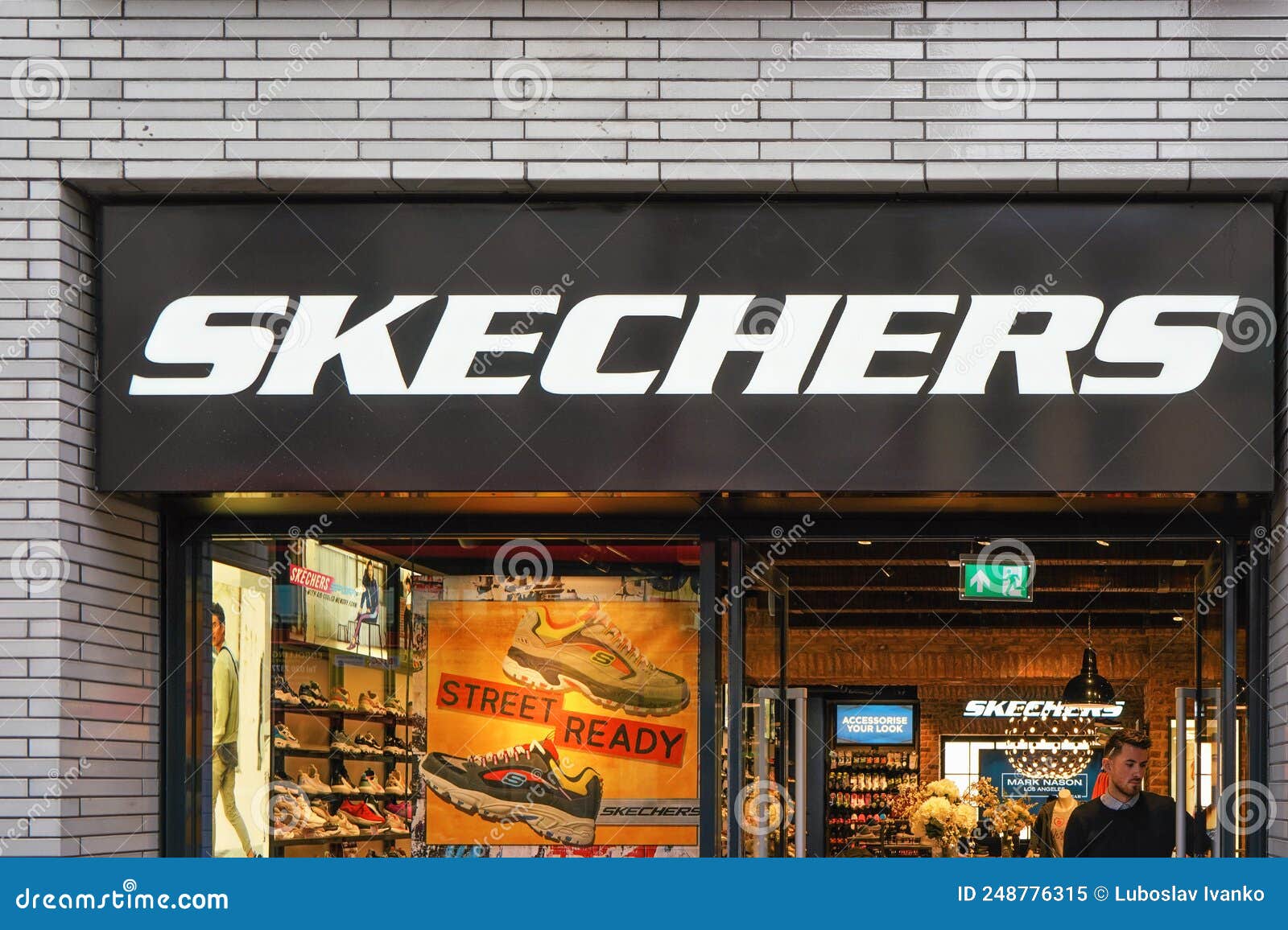 289 Skechers Shop Stock Photos - Free & Royalty-Free Stock Photos from  Dreamstime