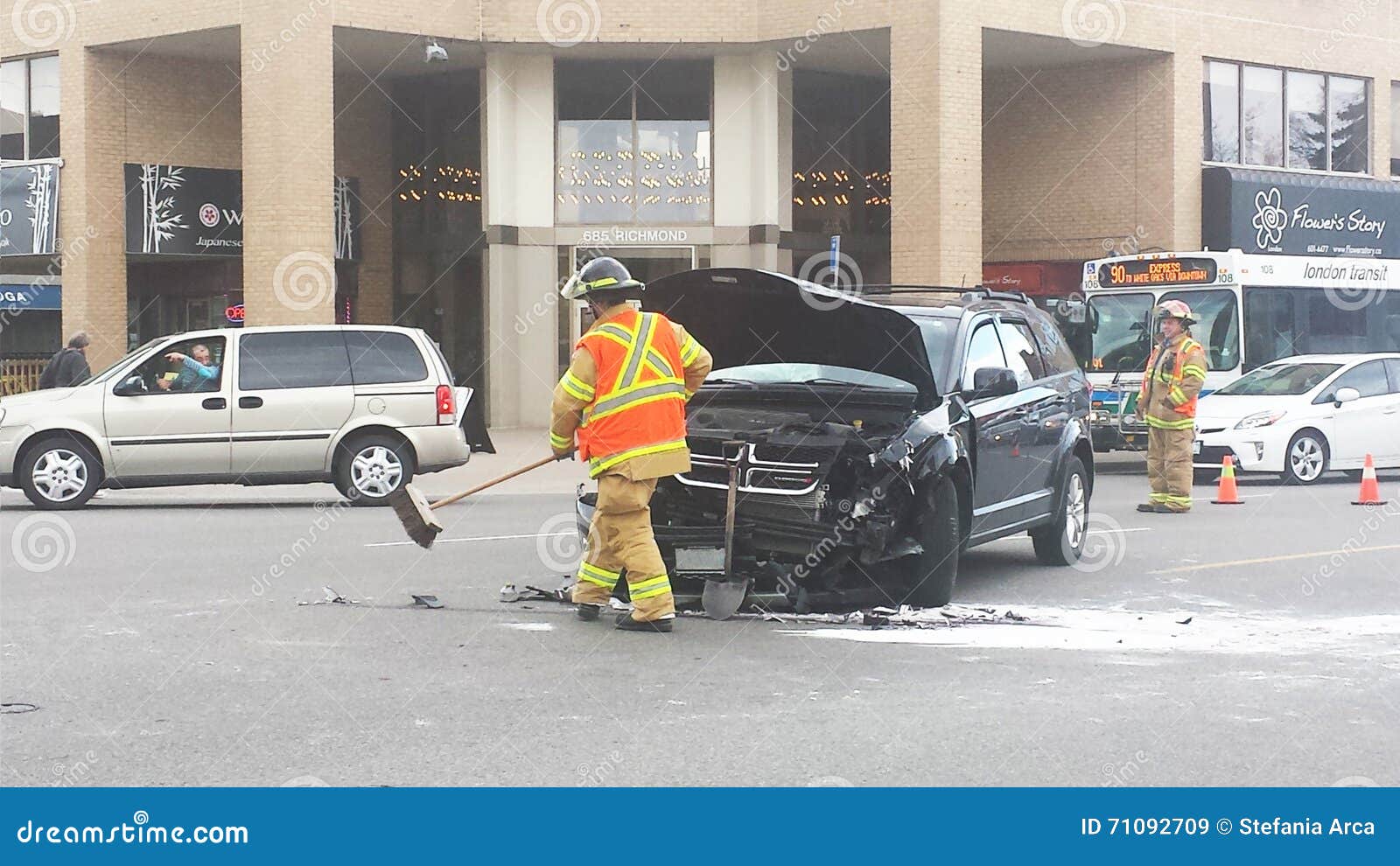 Londra Ontario, Canada 3 Maggio 2016 I Pompieri Rispondono Alla a