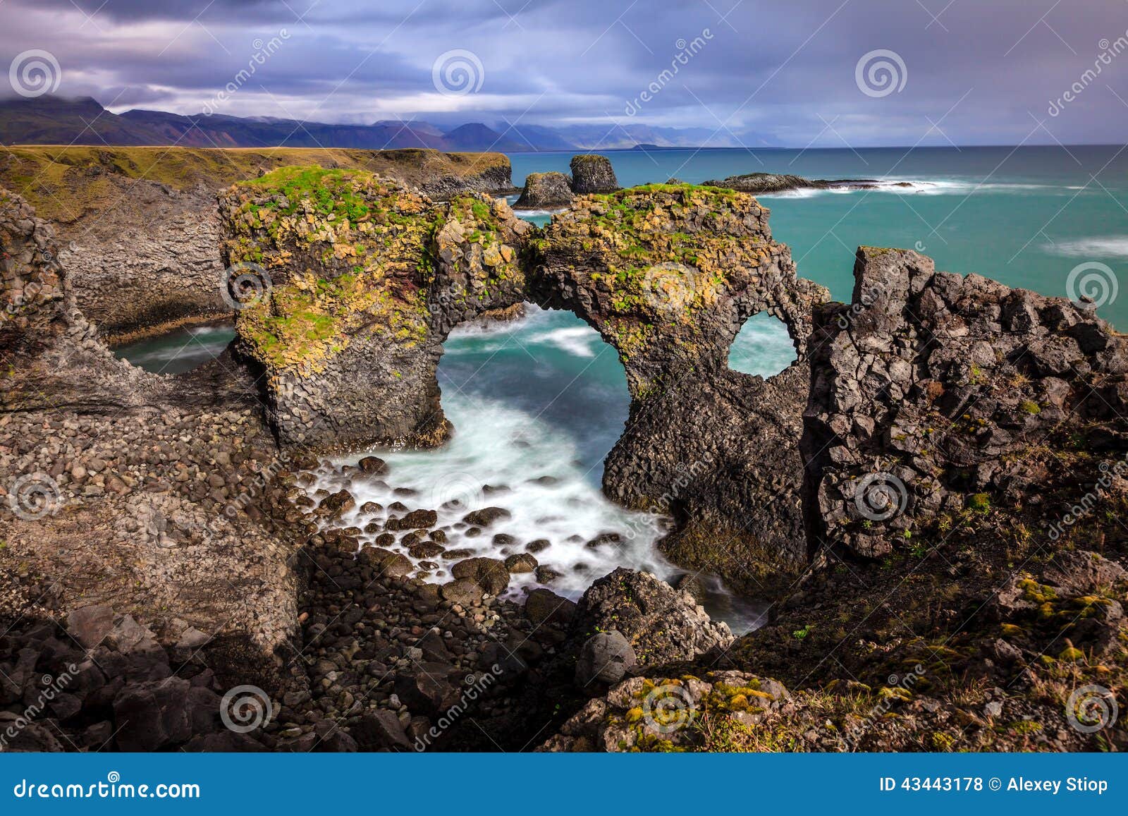 londrangar basalt cliffs