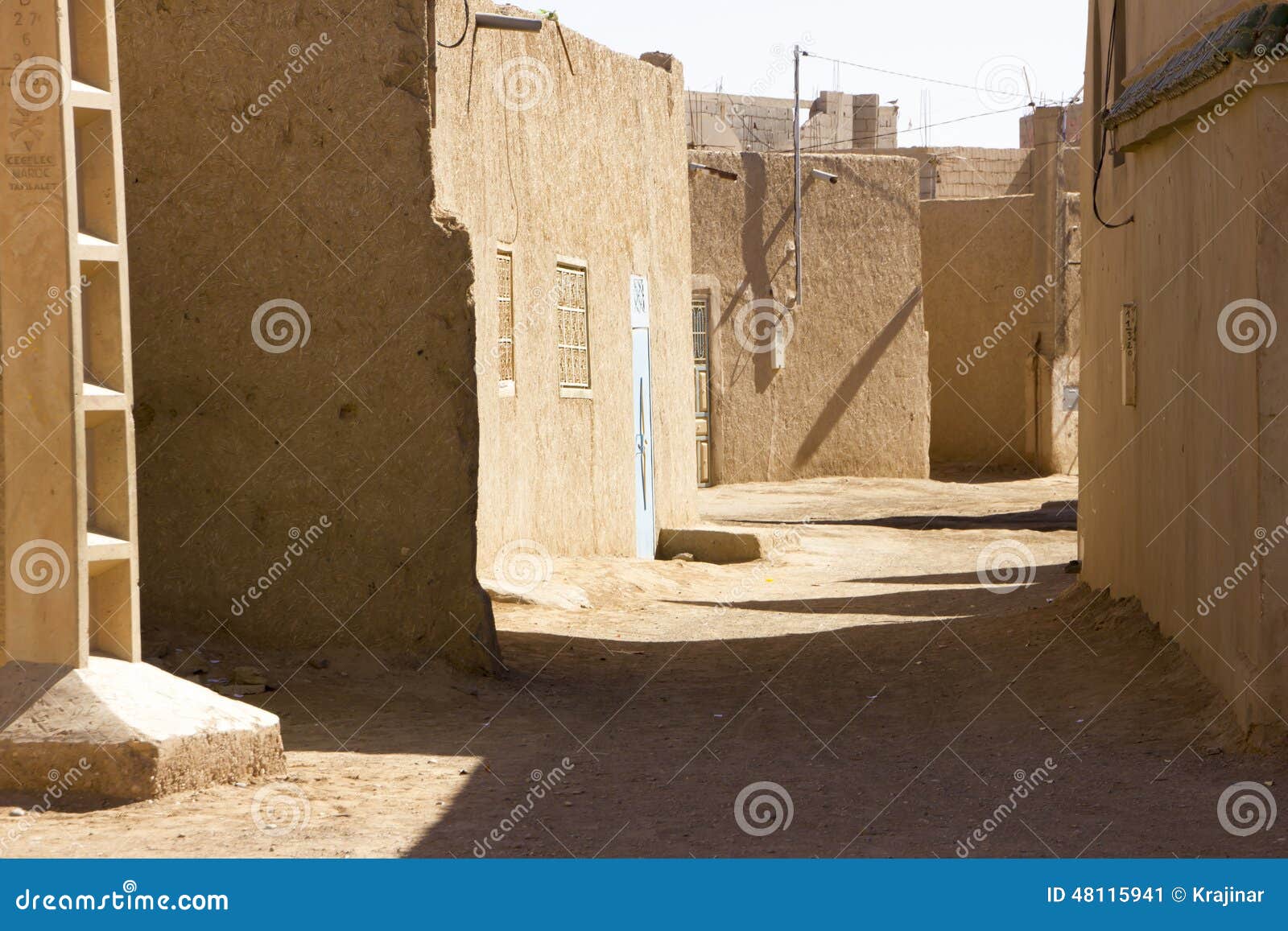 lonely street in merzouga village