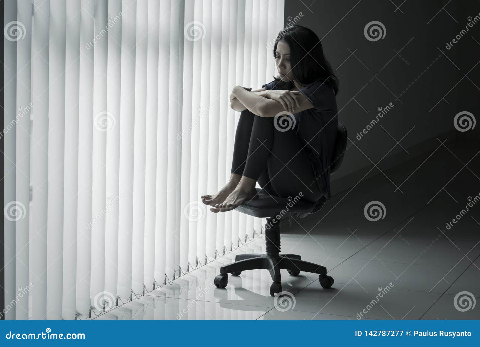 Lonely Woman Sitting on the Chair Stock Image - Image of japanese, chair:  142787277