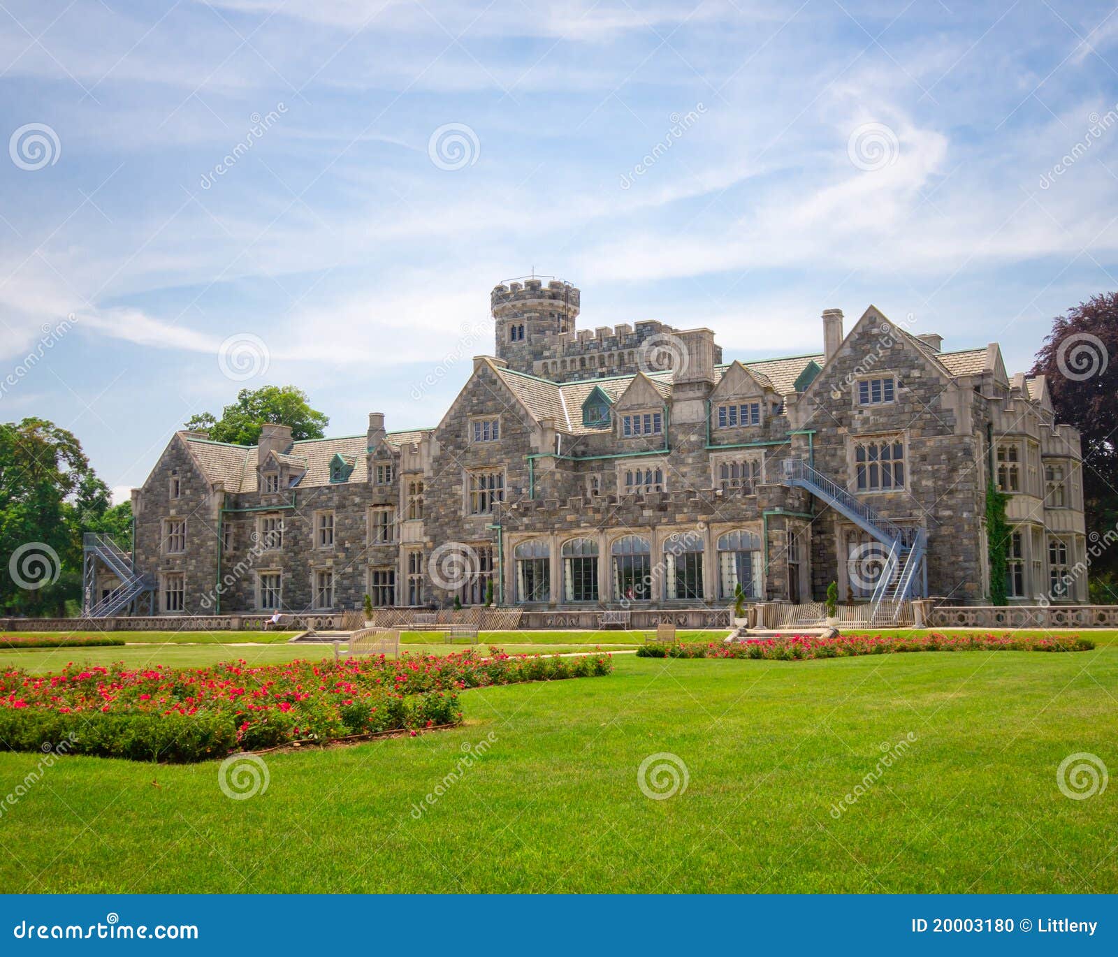 Long Island Mansion stock photo. Image of mansion, classical 20003180