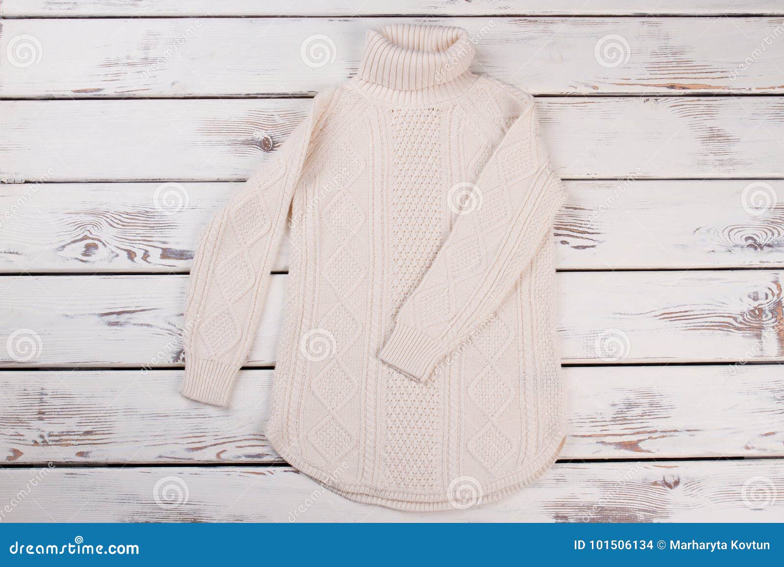 Long white knitted sweater stock photo. Image of autumn - 101506134