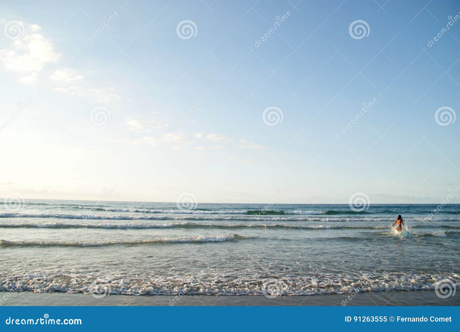 Longara beach editorial image. Image of coast, splash - 91263555