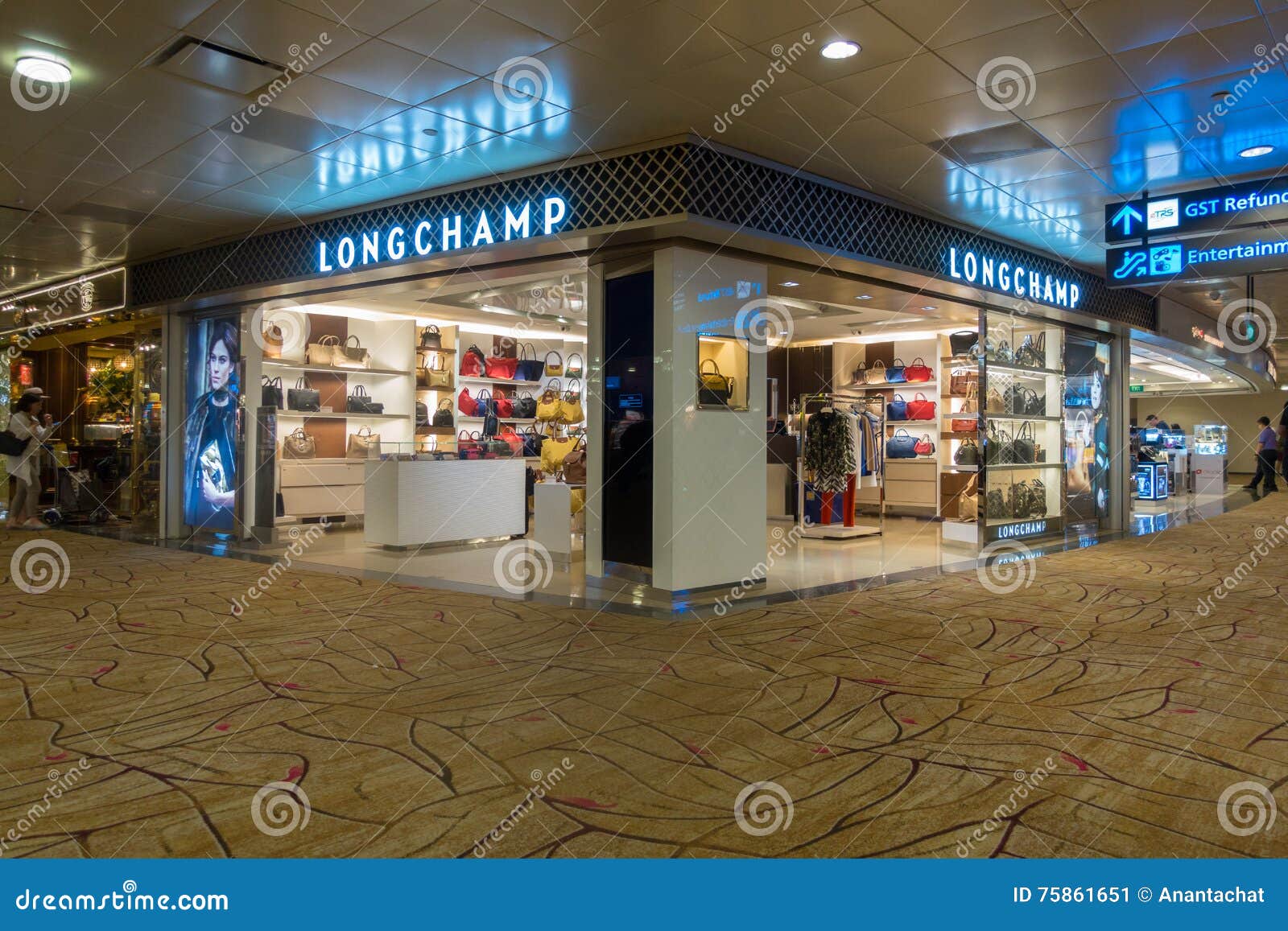 longchamp changi airport