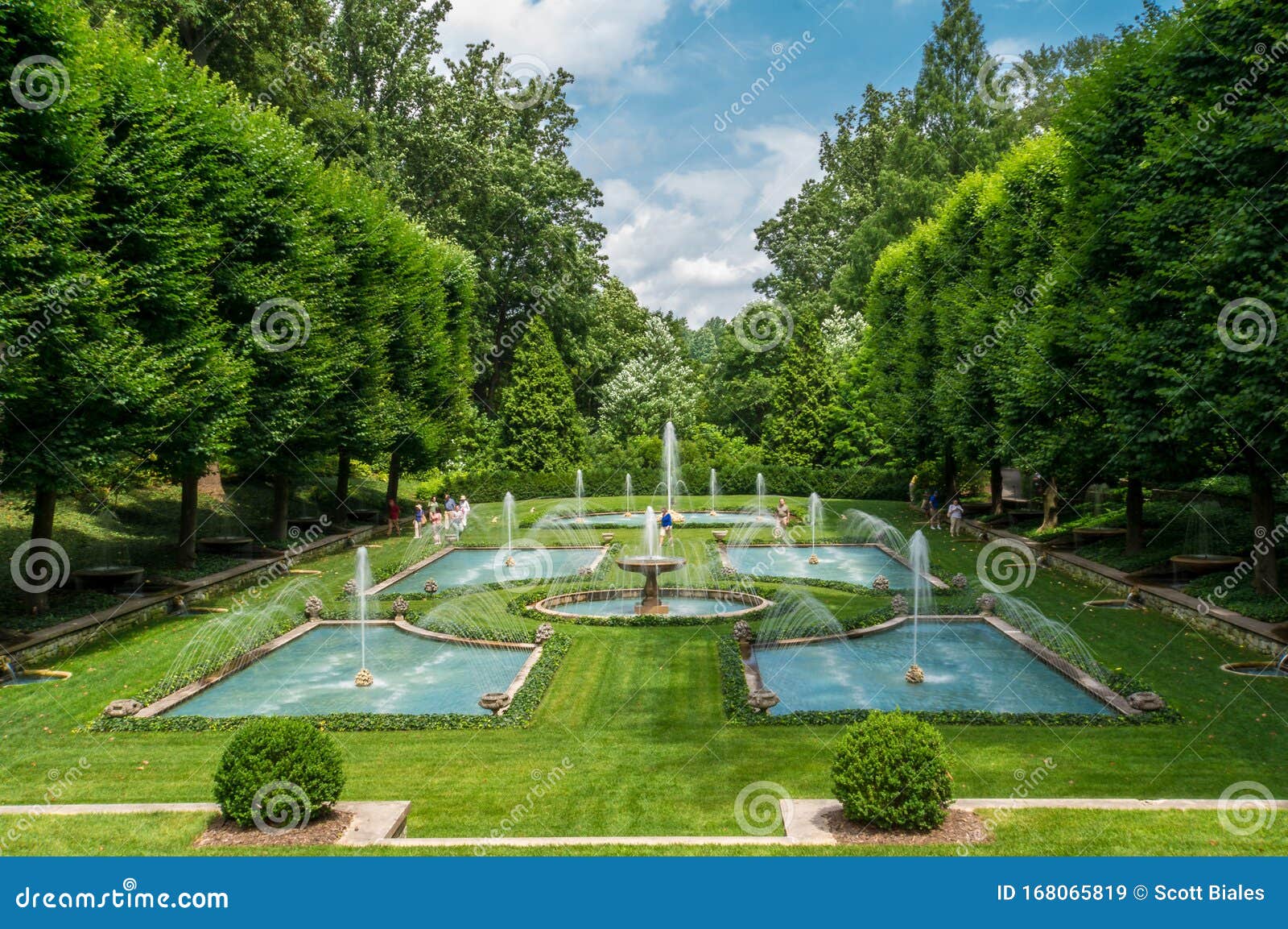 Longwood Gardens Stock Image Image Of Lawn Green Blue 168065819
