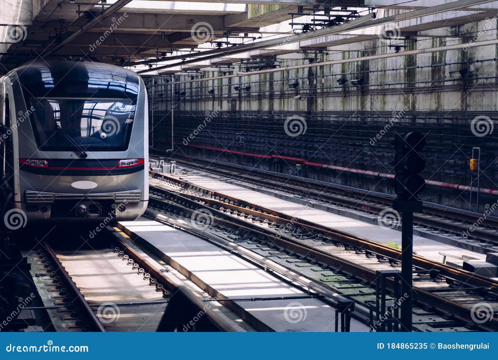 the loop train of chongqing subway is coming slowly