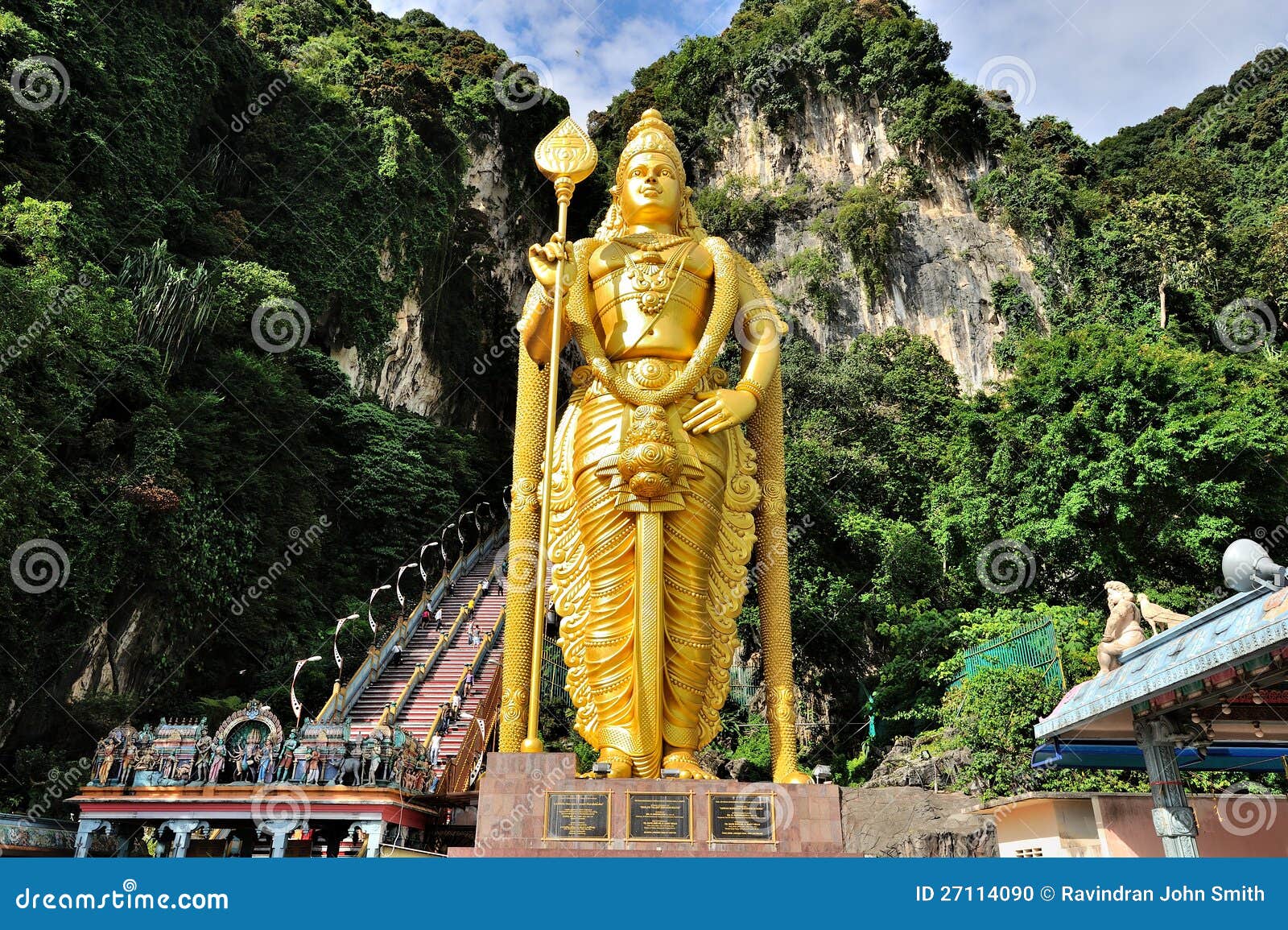 Lord Murugan Statue, Batu Caves Editorial Image - Image of tamil ...