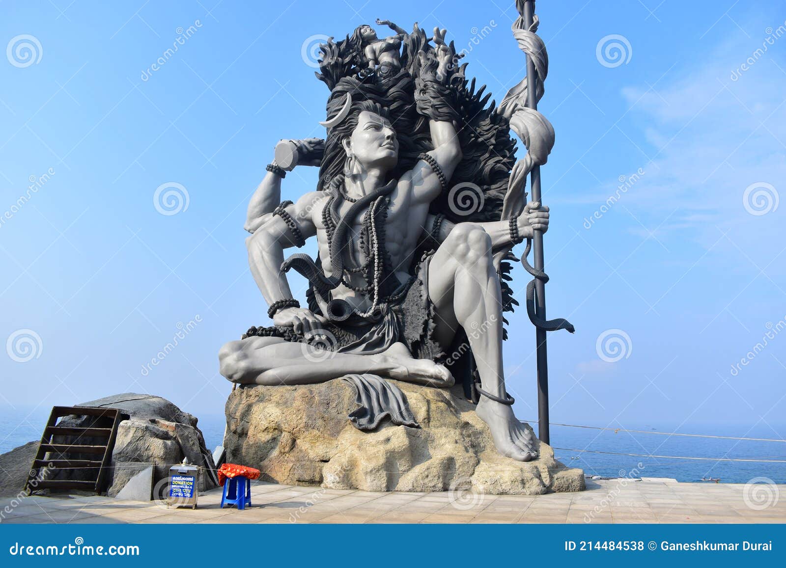 Lord Siva Statue in Azhimala Siva Temple Editorial Stock Photo ...