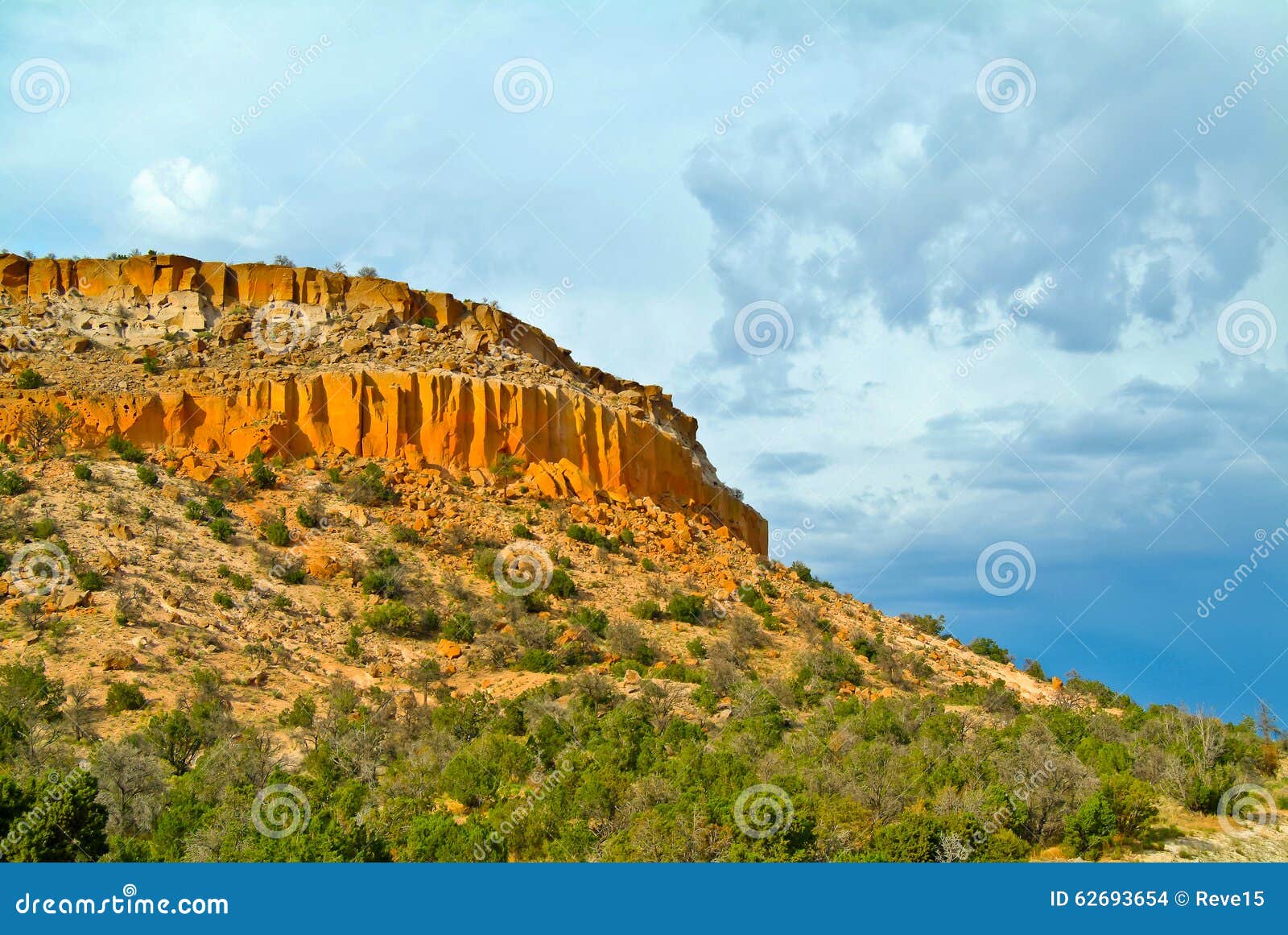Los Alamos Ciffs in New Mexico Stock Foto Image of landschap