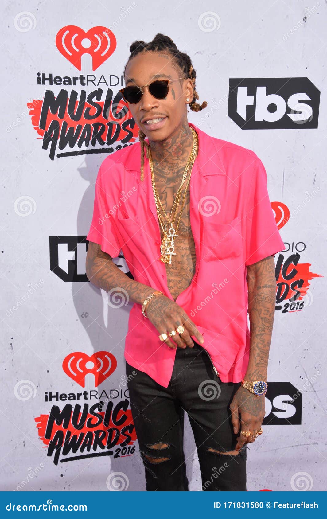 Wiz Khalifa editorial image. Image of necklace, celebrity - 171831580