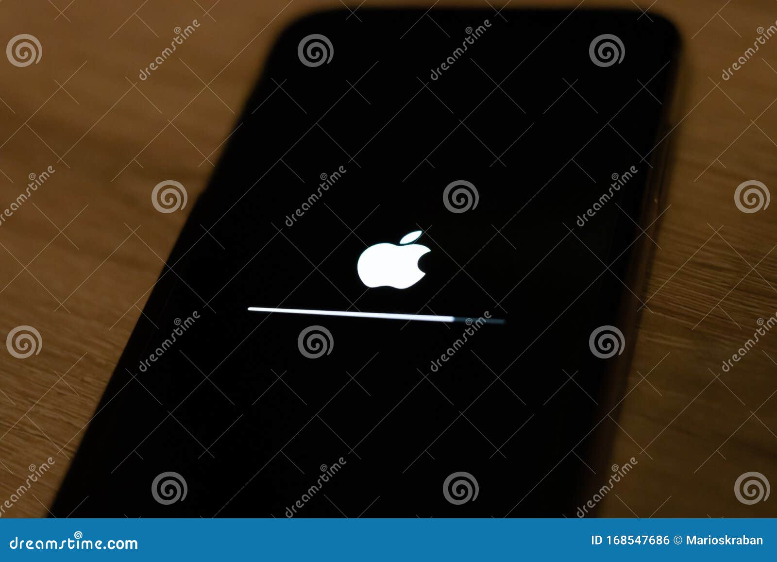 Iphone XS Updating, Apple Logo Update Editorial Photo - Image of mobile ...