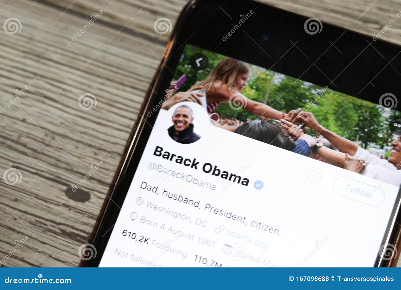 Los Angeles California Usa 18 December 2019 Barack Obama Account On Twitter On Phone Screen Illustrative Editorial Editorial Stock Photo Image Of Star Blurry 167098688 - roblox obama id