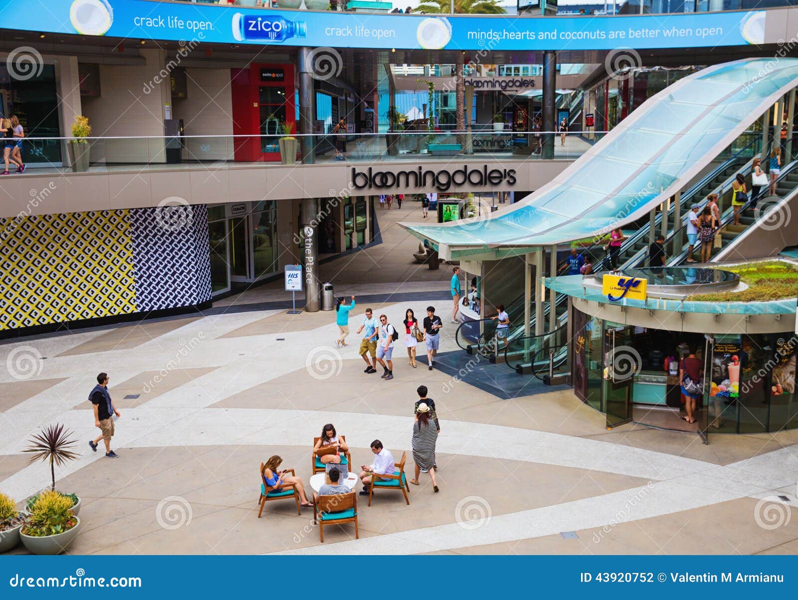 Santa Monica Malls and Shopping Centers