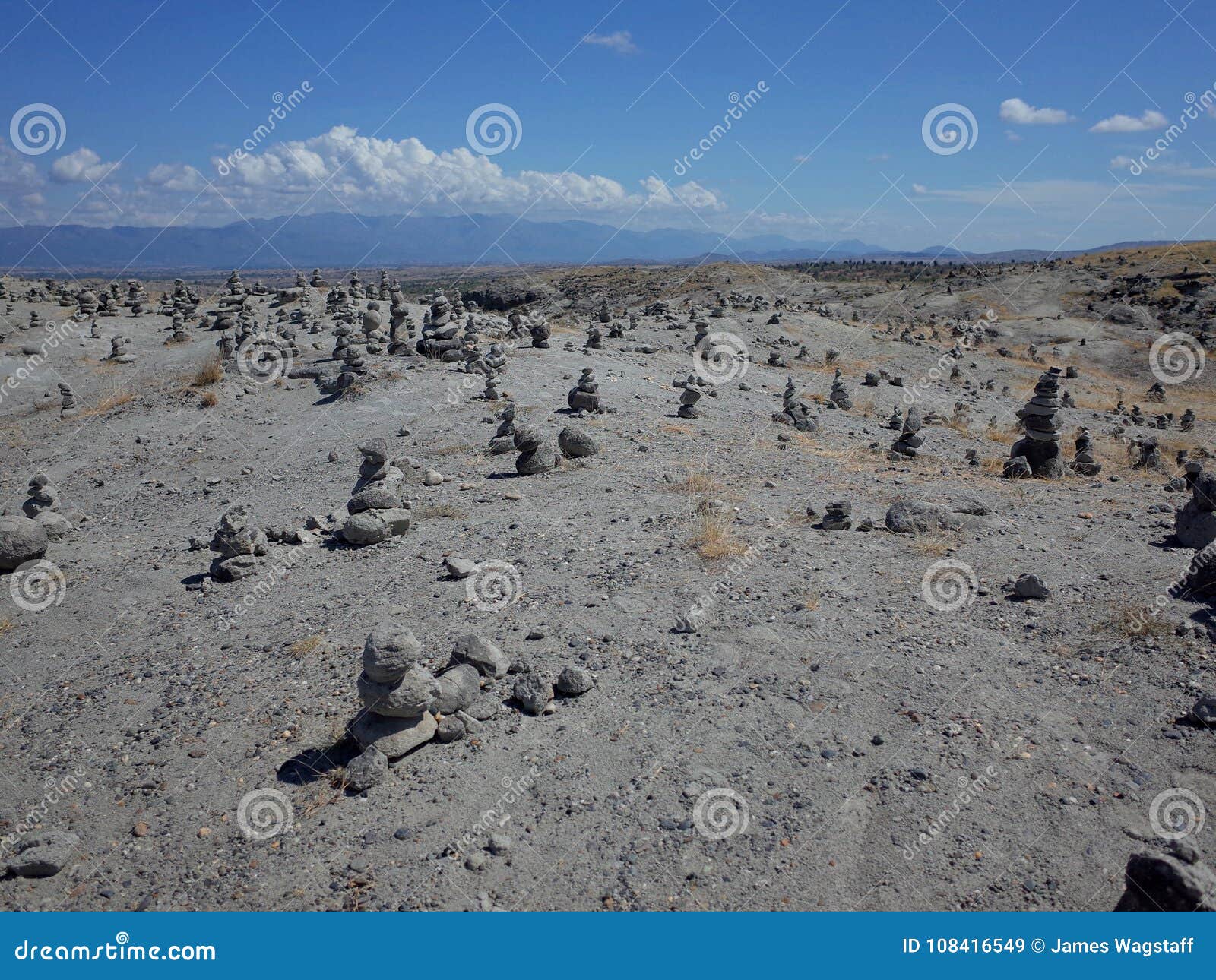 los hoyos, the grey desert, part of tatacoa desert