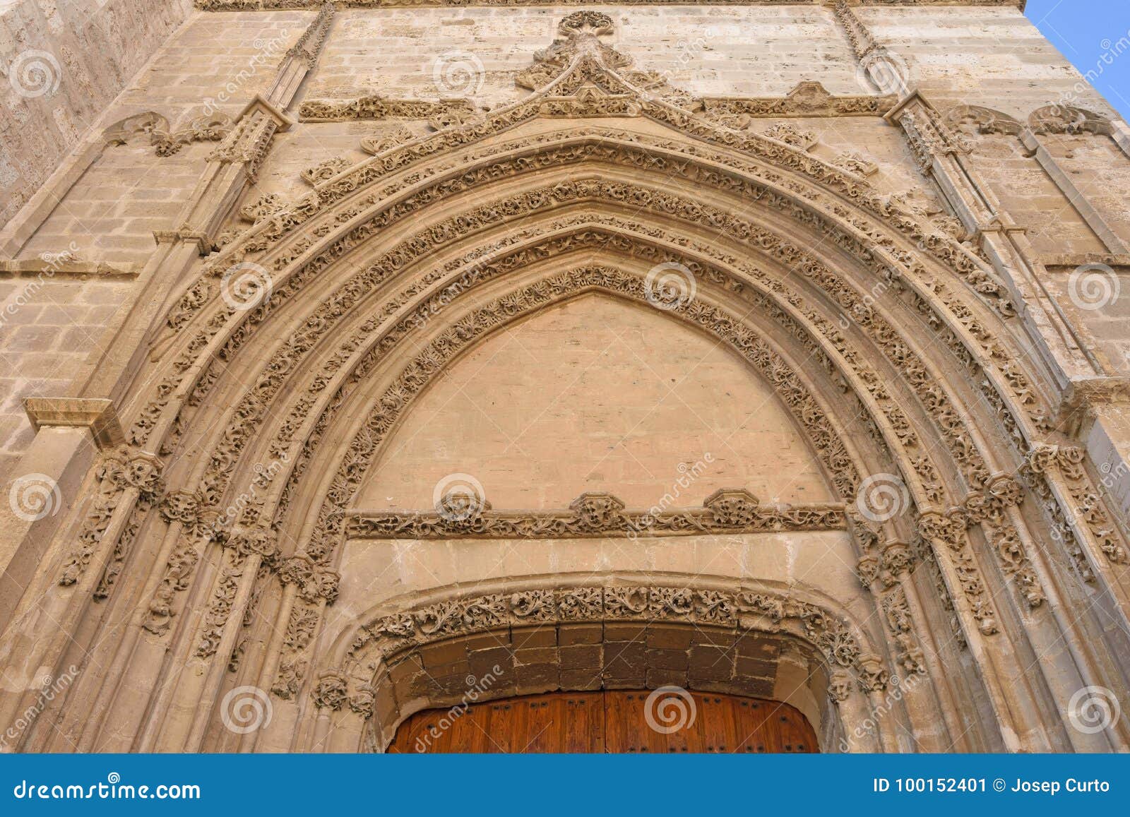 los novios door of the cathedral of palencia, castilla y leon, s