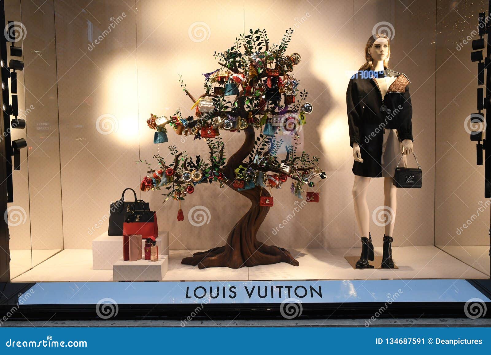 vuitton christmas tree