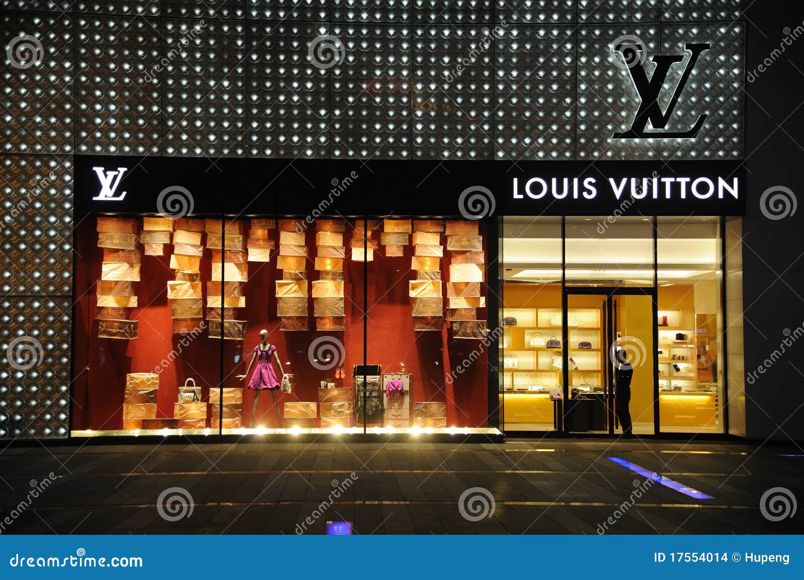 Louis Vuitton Store Window In Brussels Stock Photo - Download