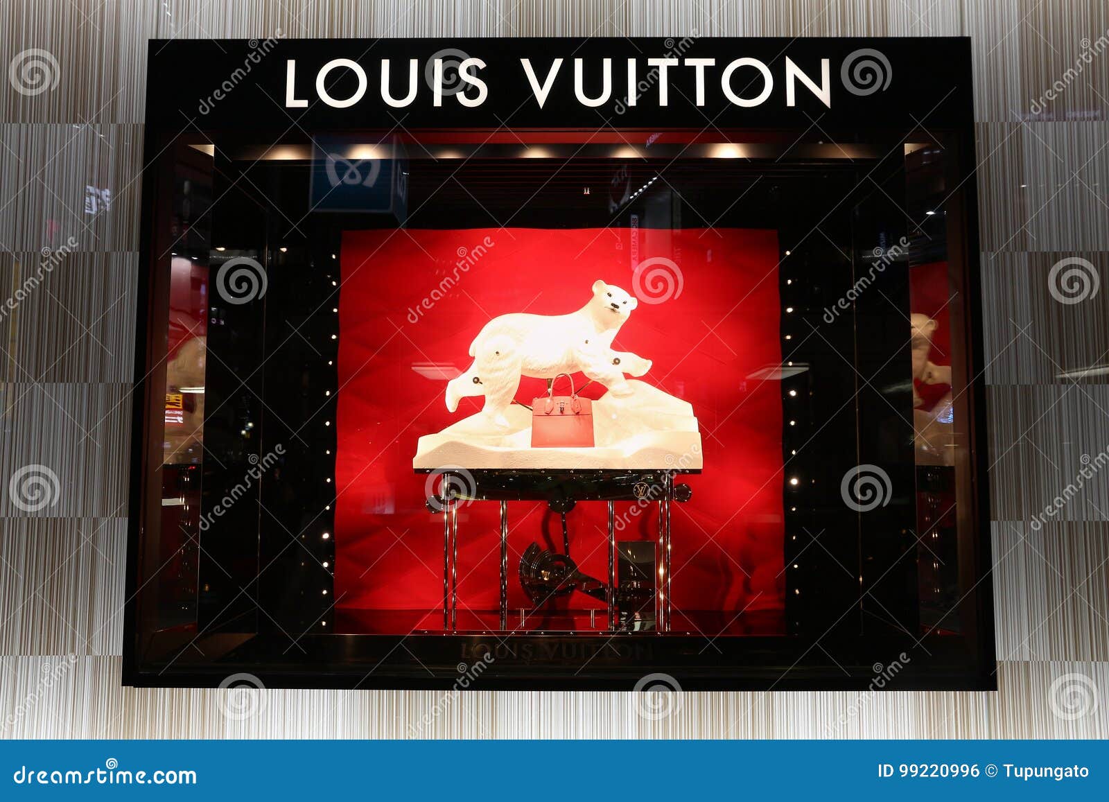 Louis Vuitton, Japan editorial photo. Image of lvmh, honshu - 99220996