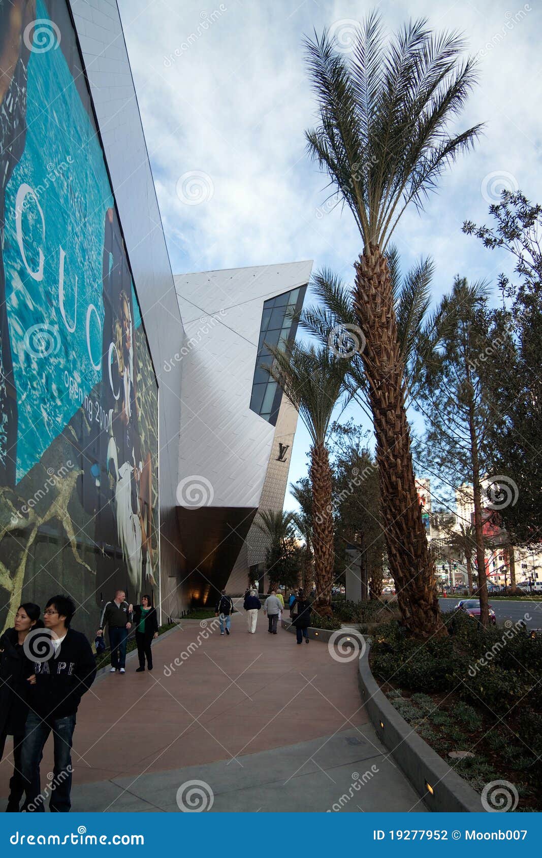 Louis Vuitton Las Vegas editorial photography. Image of landmarks - 19277952