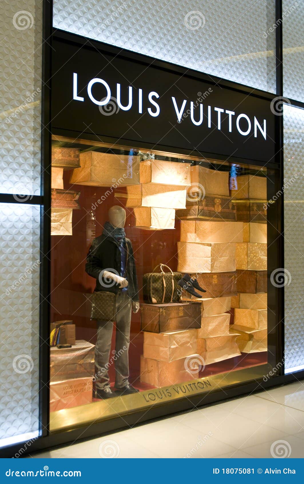 Louis Vuitton Boutique Shop Window Display Stock Photo 675002908