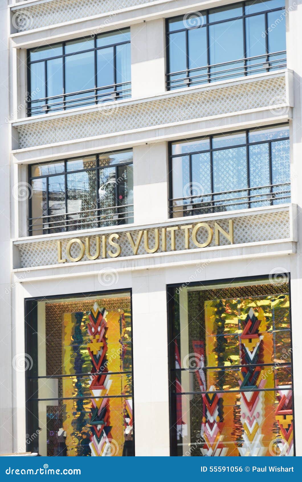 Louis Vuitton Shopfront Champs Elysees Editorial Photo - Image of