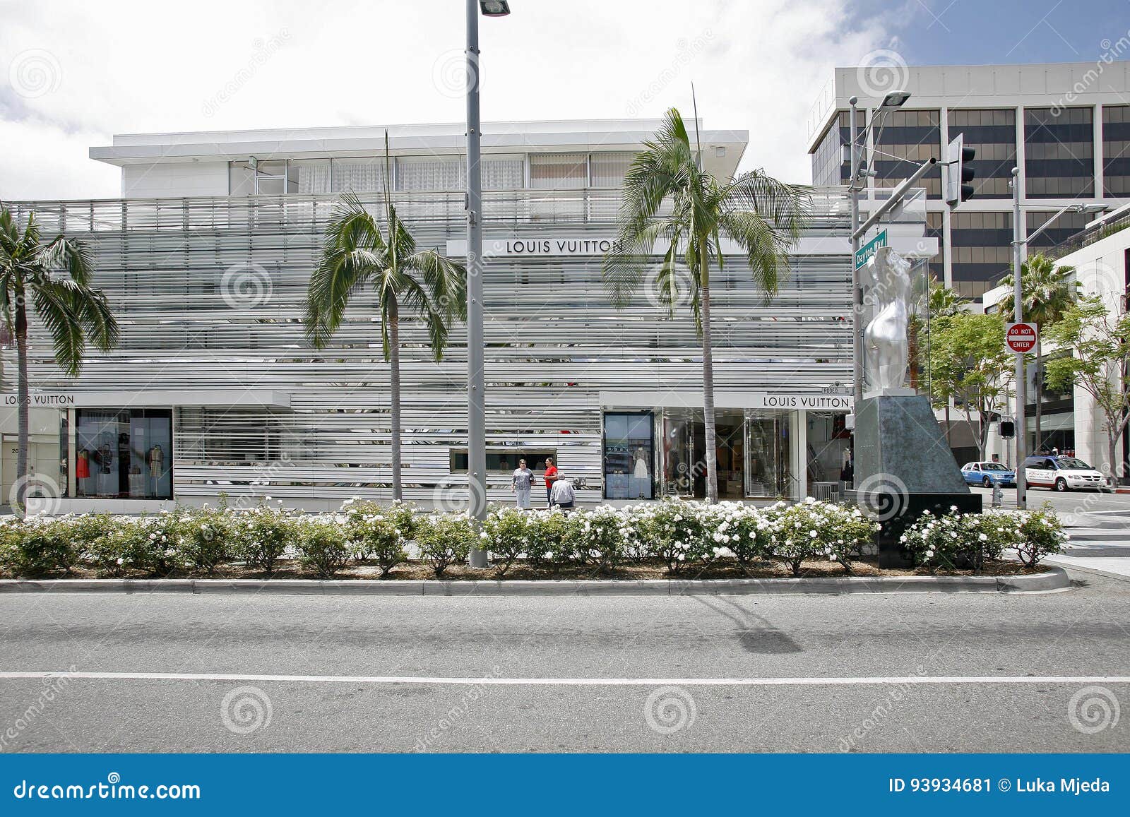 Louis Vuitton Store in Beverly Hills Editorial Photo - Image of