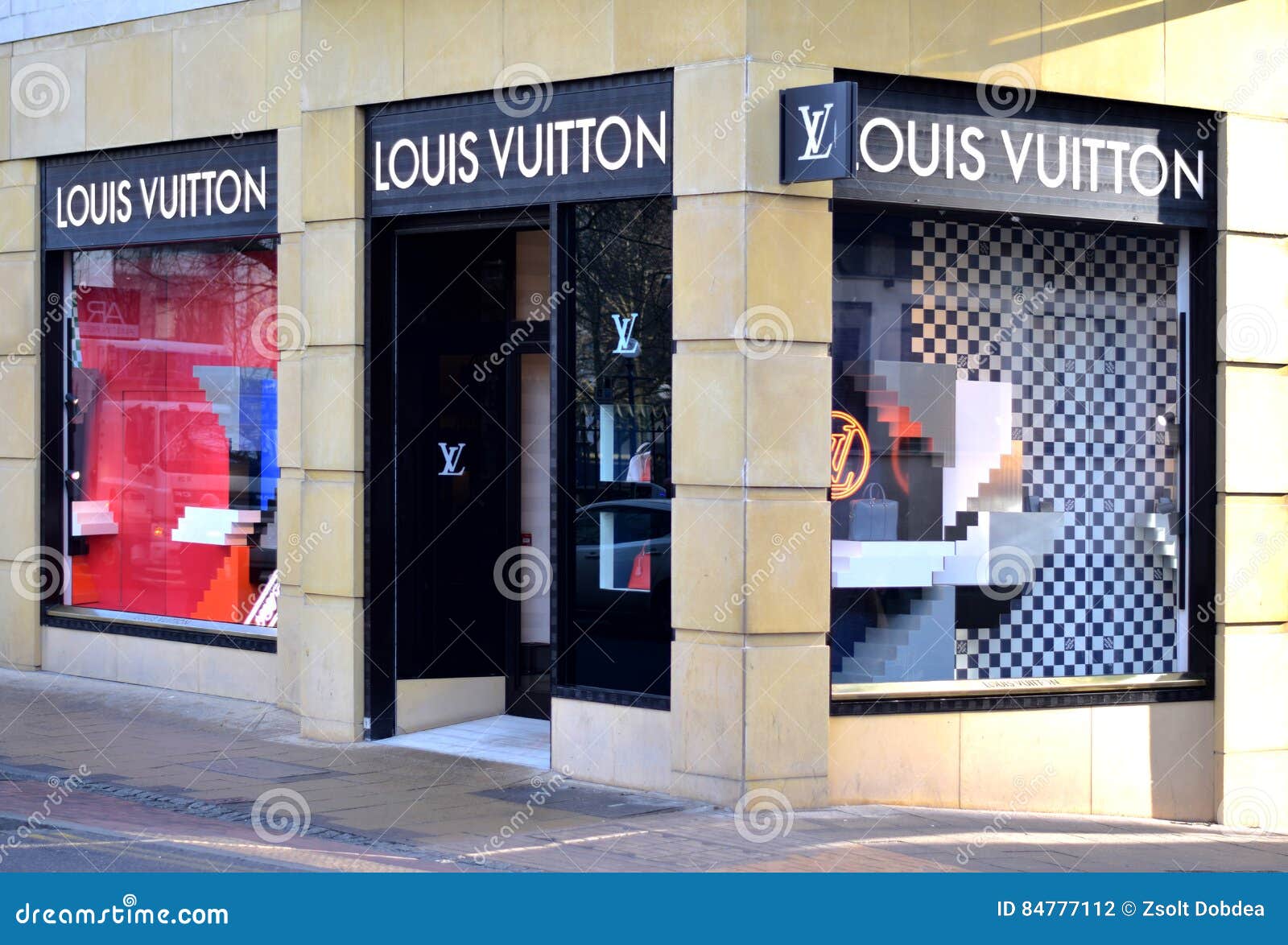 Louis Vuitton Store From City Centre Of Birmingham Editorial Photography - Image of toys ...