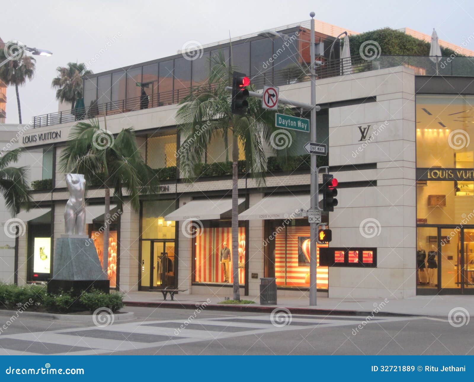 Louis Vuitton store in city, Rodeo Drive, Wilshire Boulevard, Beverly Hills  Business Triangle, Beverly Hills, Los Angeles County, California, USA Stock  Photo - Alamy